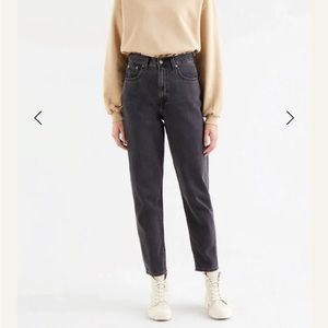 Levi’s High Loose Tapered